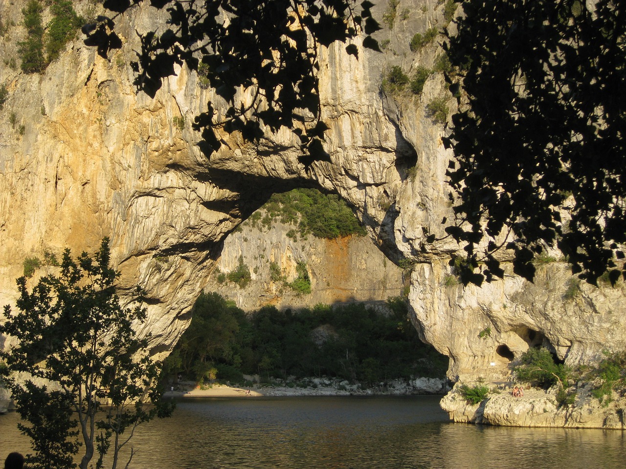 pont-darc-traumurlaub-frankreich